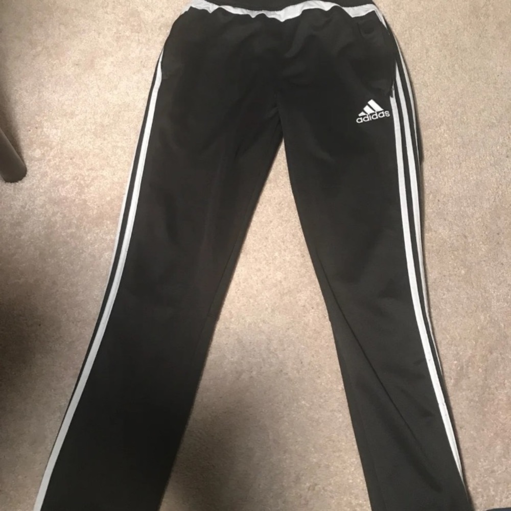 Adidas sweatpants